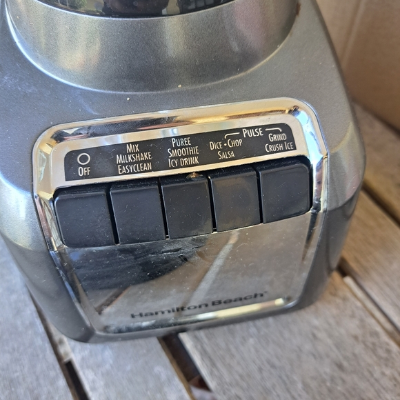 Hamilton Beach Wave action Blender - Picture 4 of 4